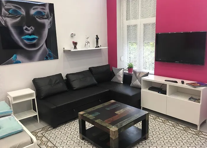 Diana's Charming At The Buda Castle Apartamento